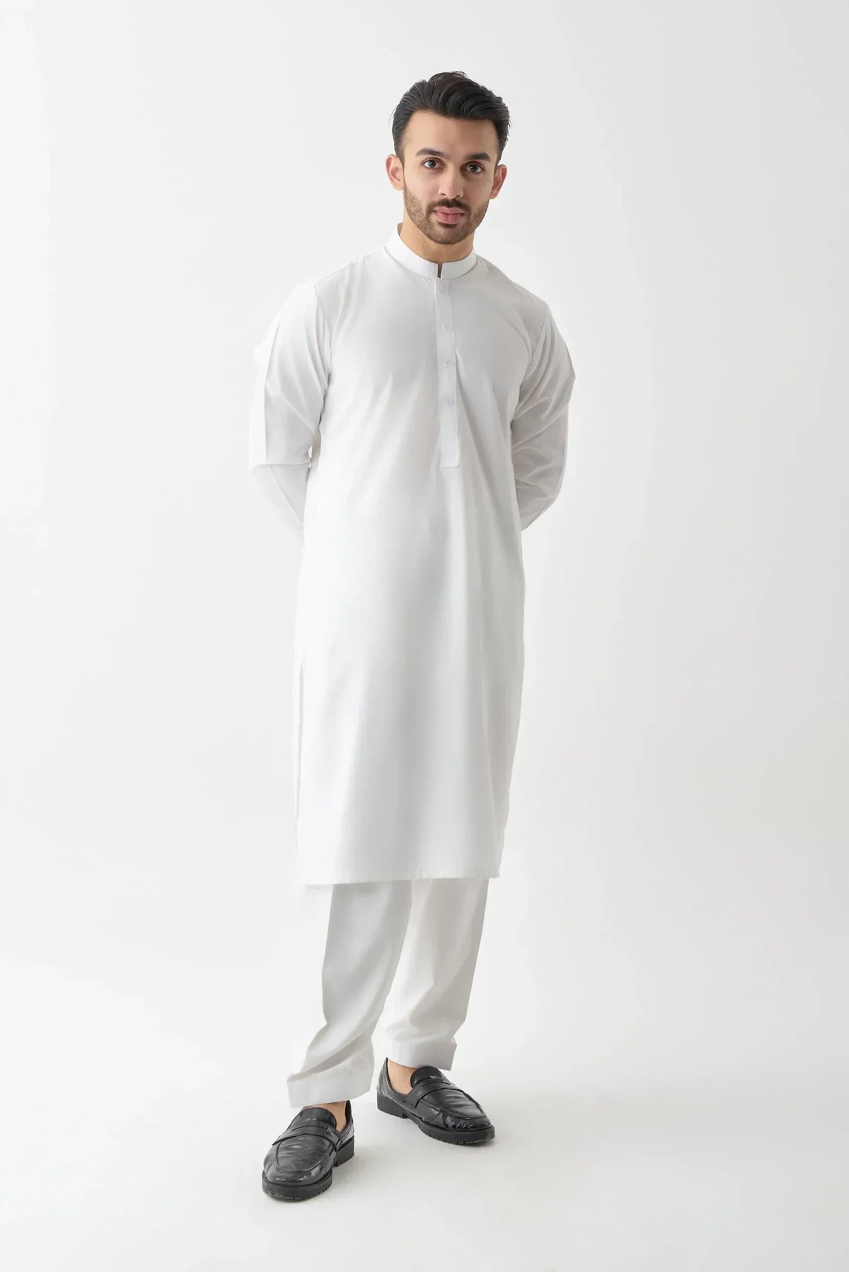 Stylish White Shalwar Kameez