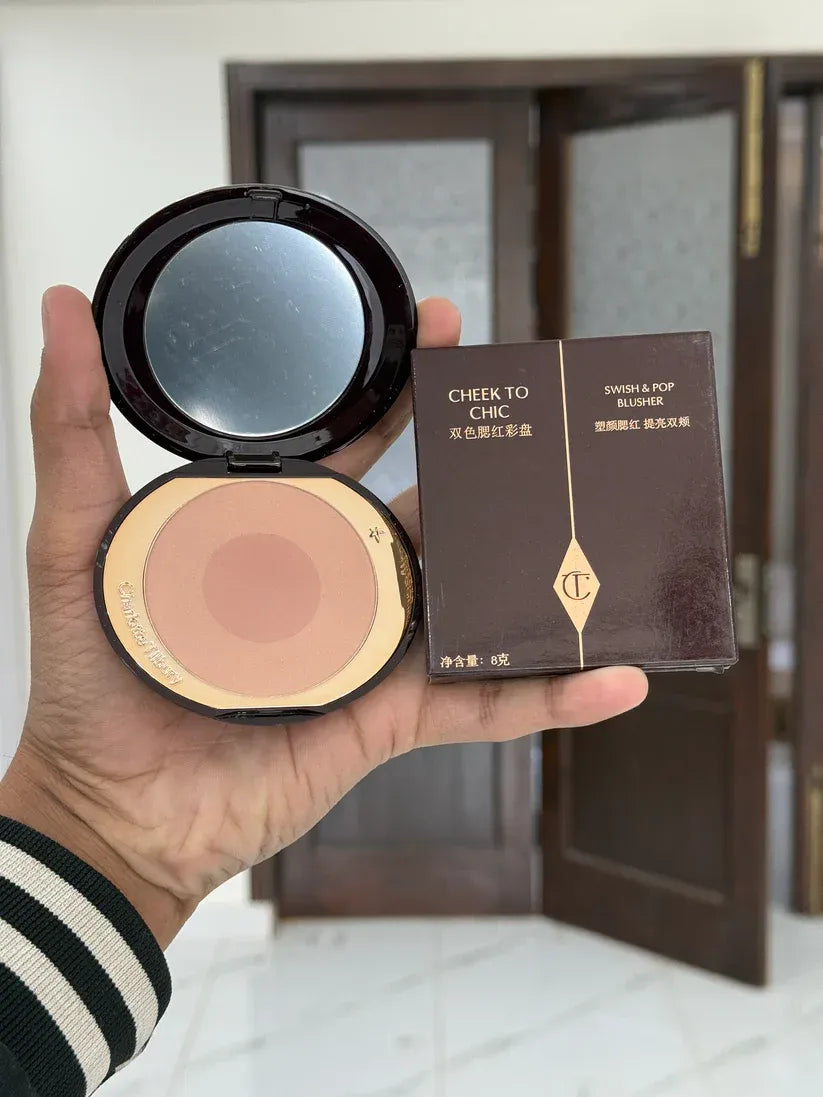 Charlotte Tilbury Cheek To Chic Pink Blusher